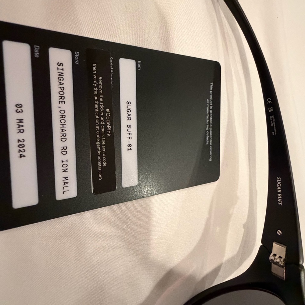 Gentle Monster Sugar Buff 01 Black Sunglasses w Authenticity Card. - Picture 2 of 5